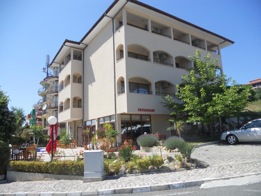 Hotel Sea Vista Sveti Vlas Exterior foto