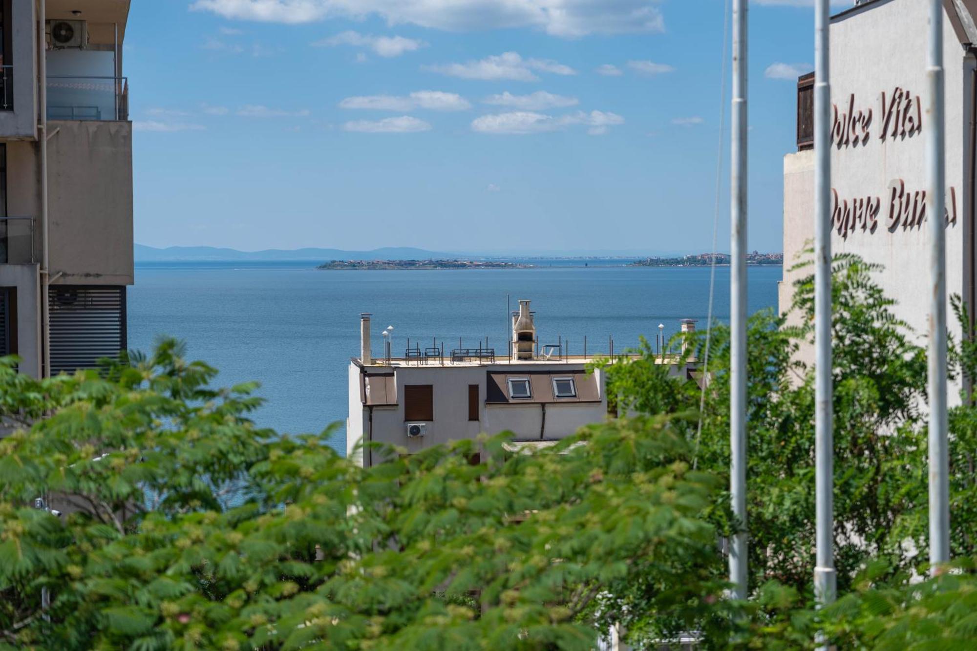 Hotel Sea Vista Sveti Vlas Exterior foto