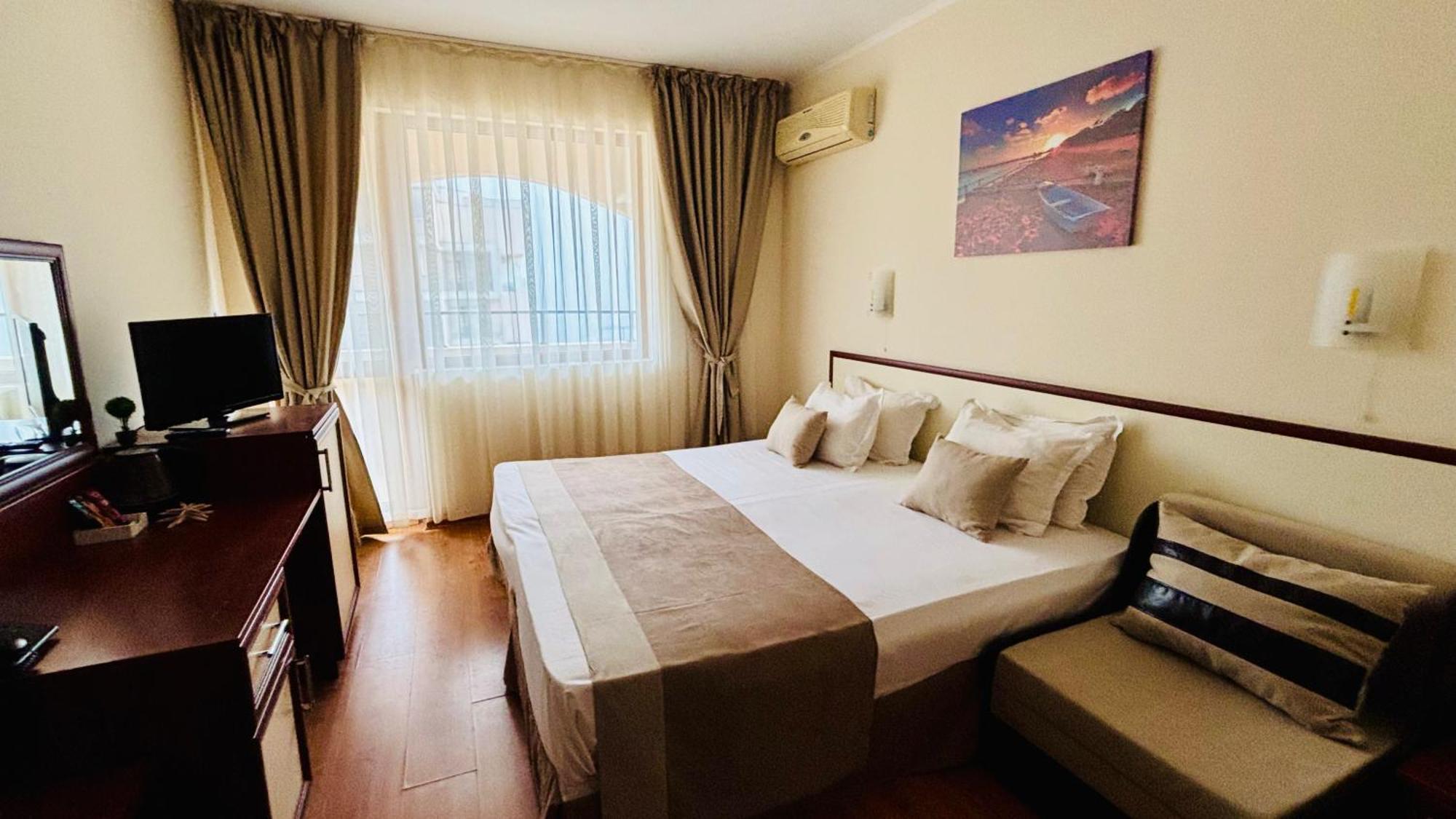 Hotel Sea Vista Sveti Vlas Exterior foto