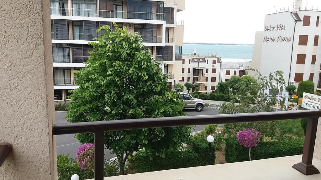 Hotel Sea Vista Sveti Vlas Exterior foto