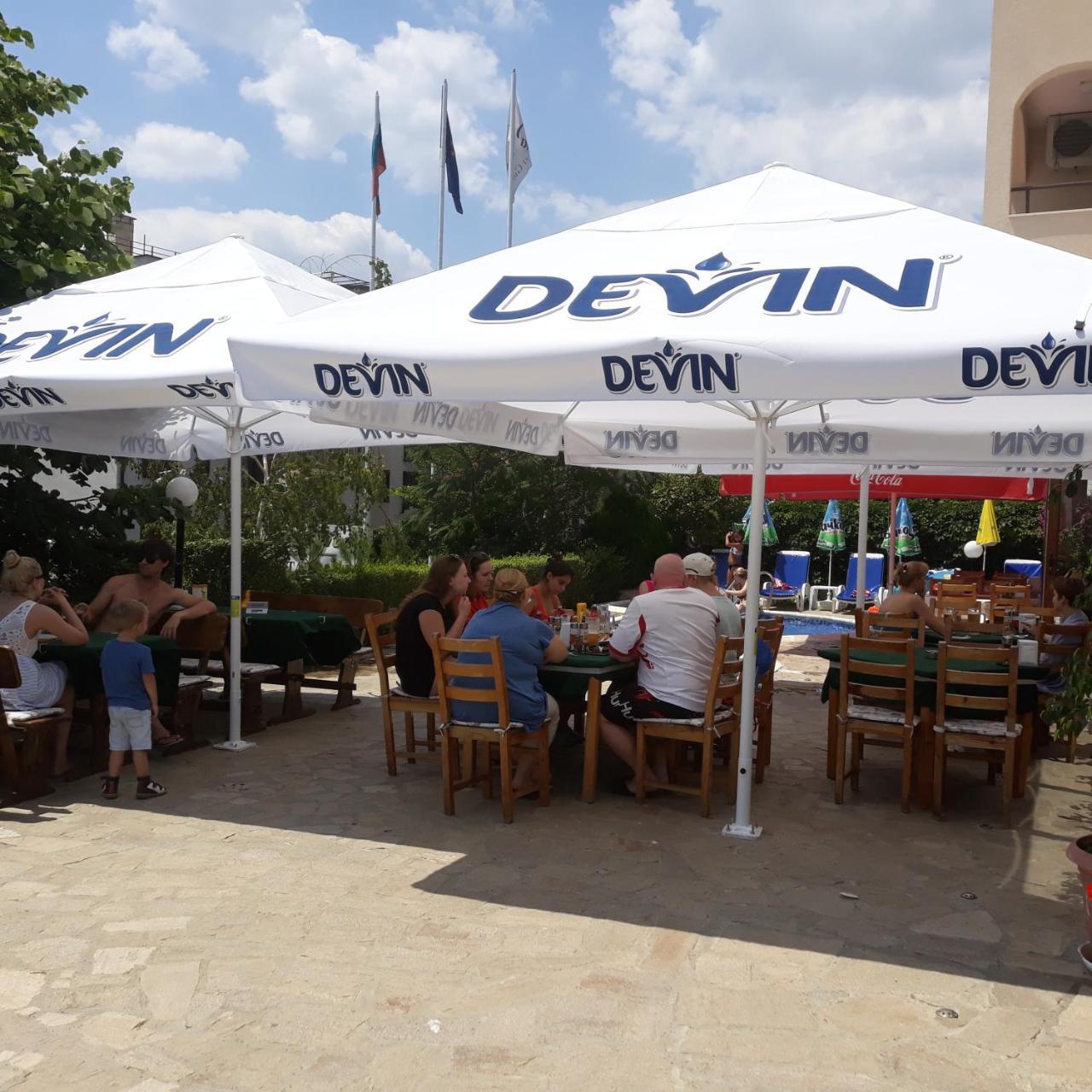 Hotel Sea Vista Sveti Vlas Exterior foto
