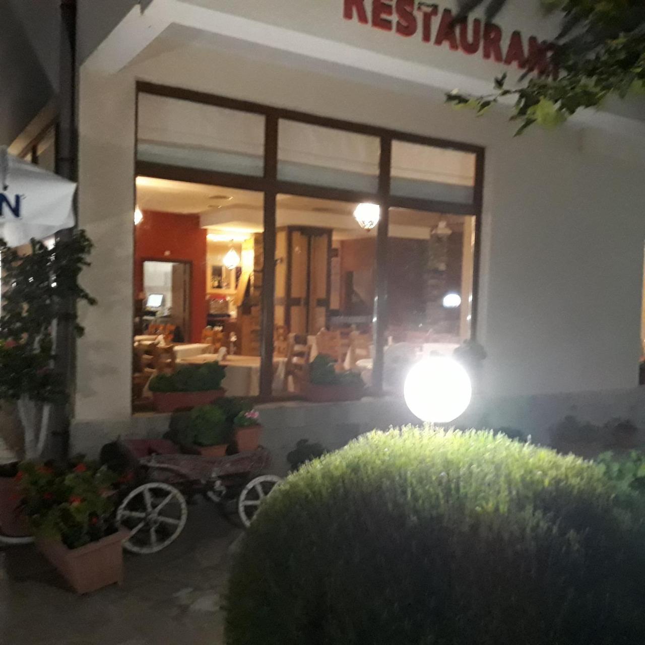 Hotel Sea Vista Sveti Vlas Exterior foto