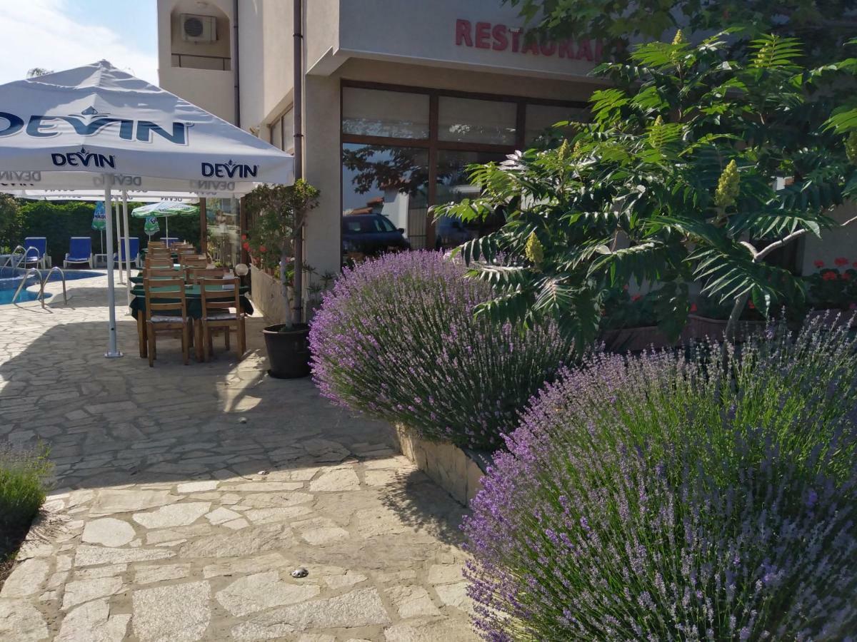 Hotel Sea Vista Sveti Vlas Exterior foto